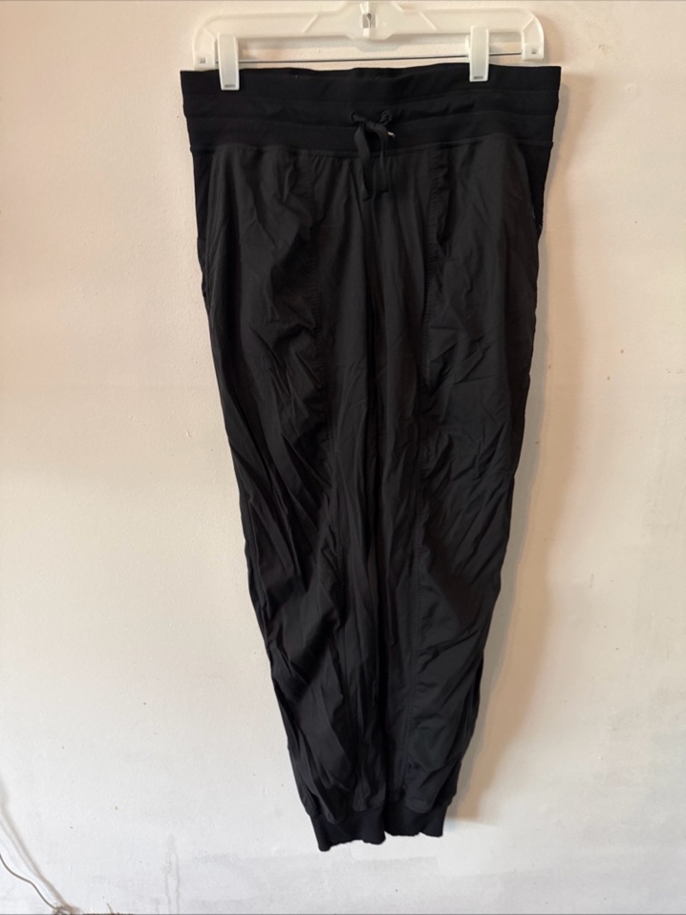 Lululemon Dance Studio Pants Womens Sz 8 Black Jogger High Rise A26